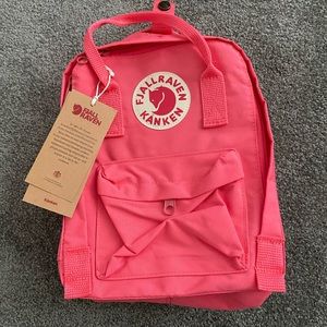 Fjallraven Kanken Mini Backpack - NWT